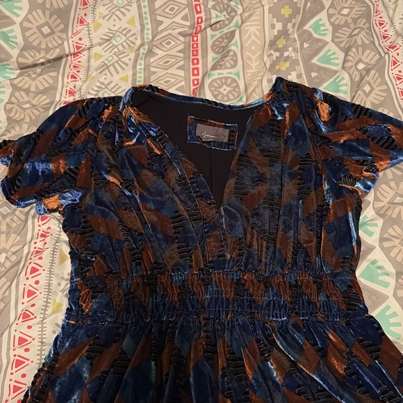 L Anthro dress. Elastic waist and has pockets! - Picture 3 of 4